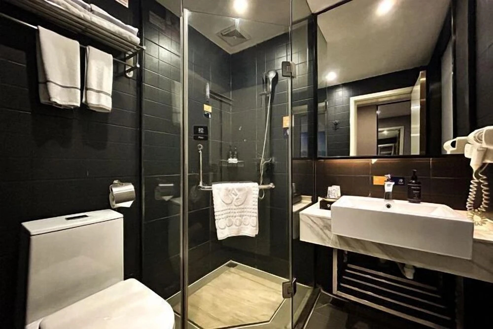 Наньнин: Yeste Hotel (Binyang Phoenix Lake Liwo Plaza)