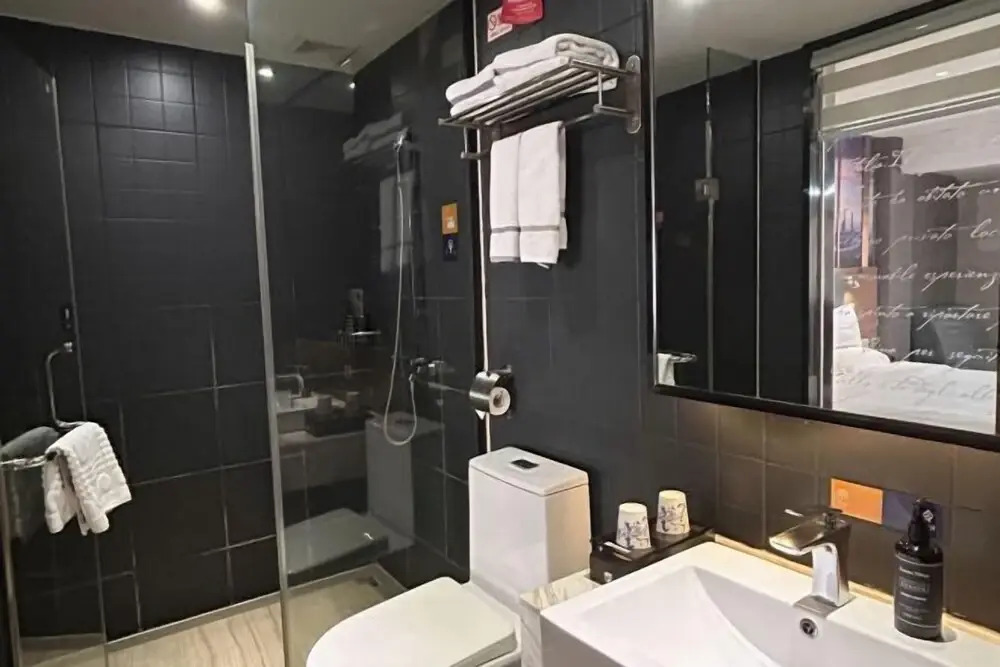 Наньнин: Yeste Hotel (Binyang Phoenix Lake Liwo Plaza)