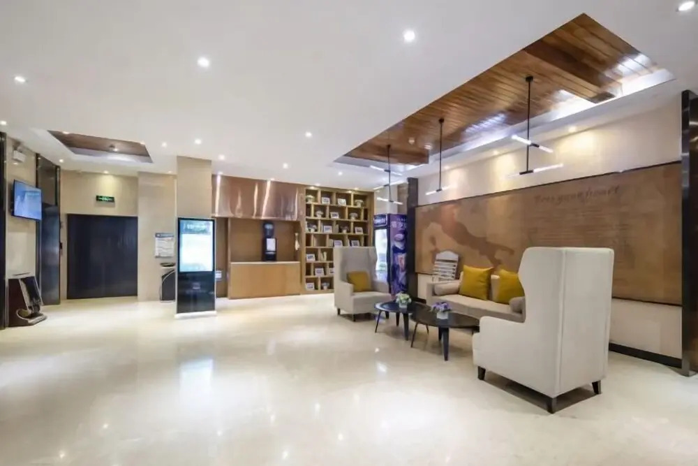 Наньнин: Yeste Hotel (Binyang Phoenix Lake Liwo Plaza)