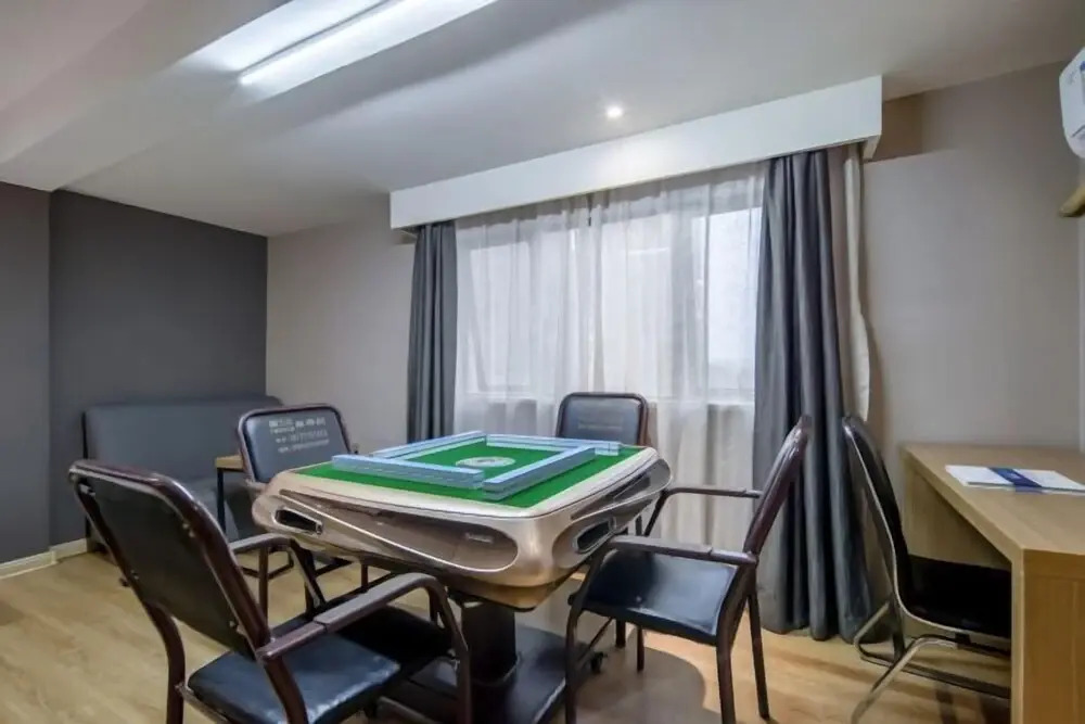 Наньнин: Yeste Hotel (Binyang Phoenix Lake Liwo Plaza)
