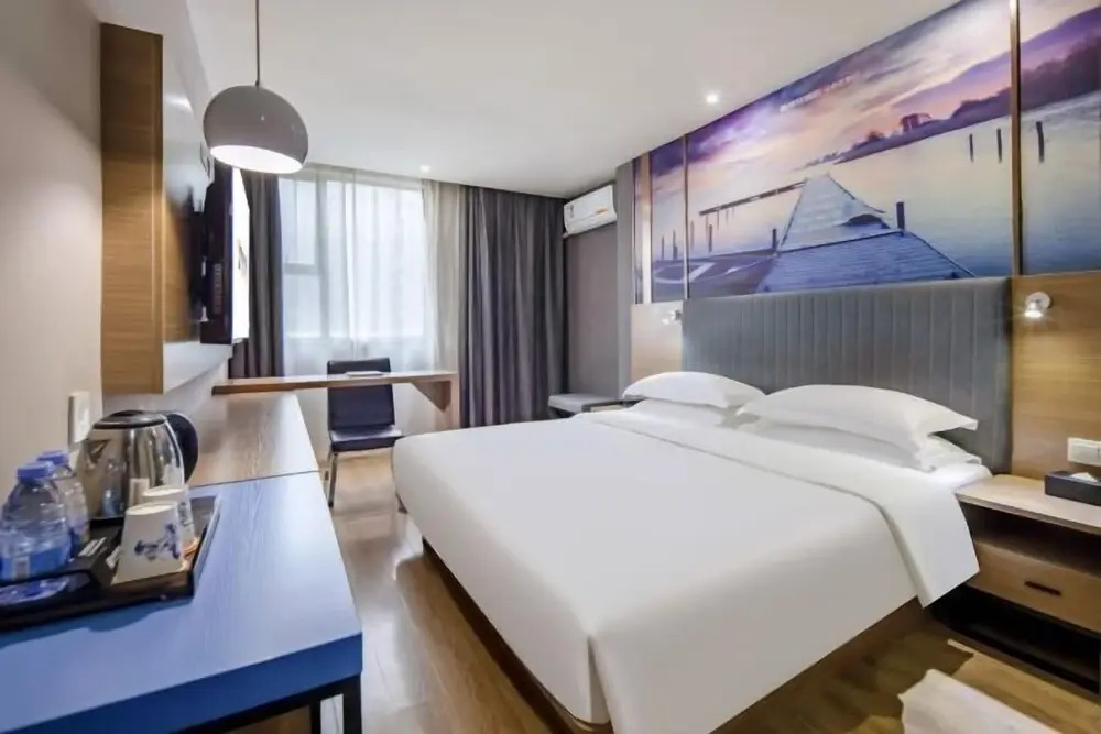 Наньнин: Yeste Hotel (Binyang Phoenix Lake Liwo Plaza)