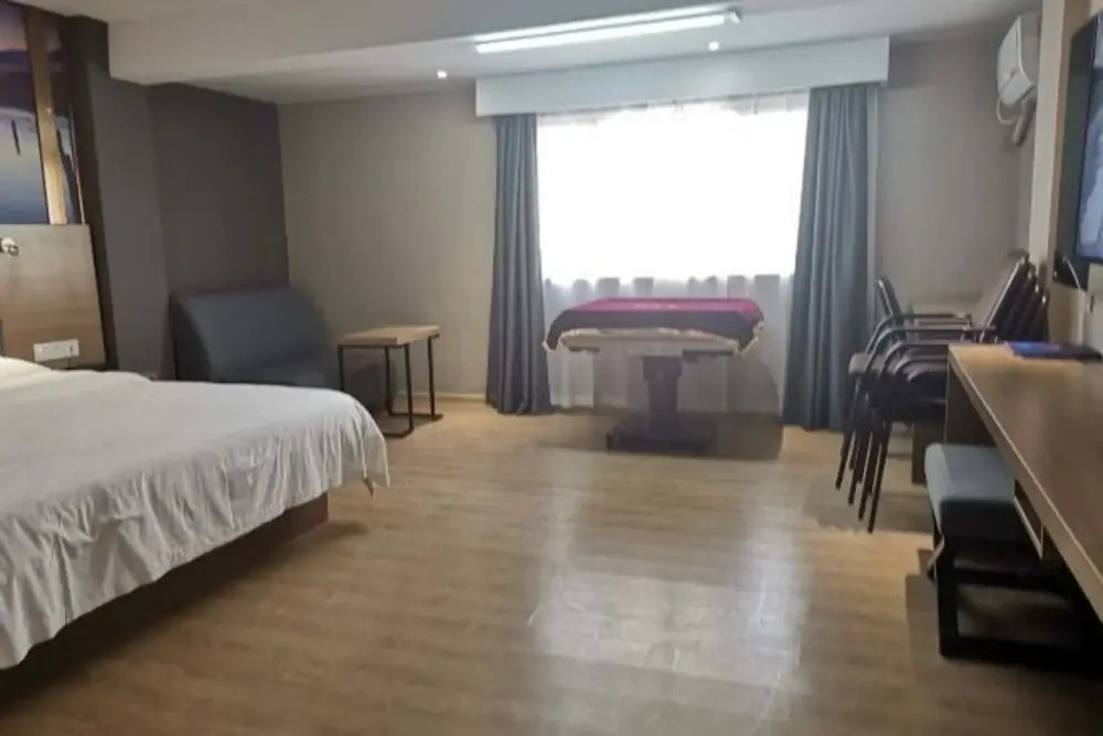 Наньнин: Yeste Hotel (Binyang Phoenix Lake Liwo Plaza)