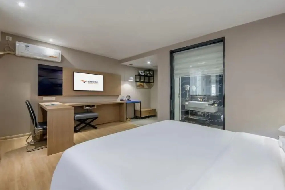 Наньнин: Yeste Hotel (Binyang Phoenix Lake Liwo Plaza)