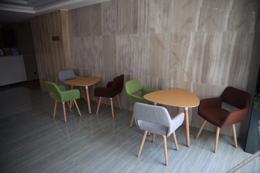 Чжэньцзян: Ji Hotel (Zhenjiang Railway Station South Square)