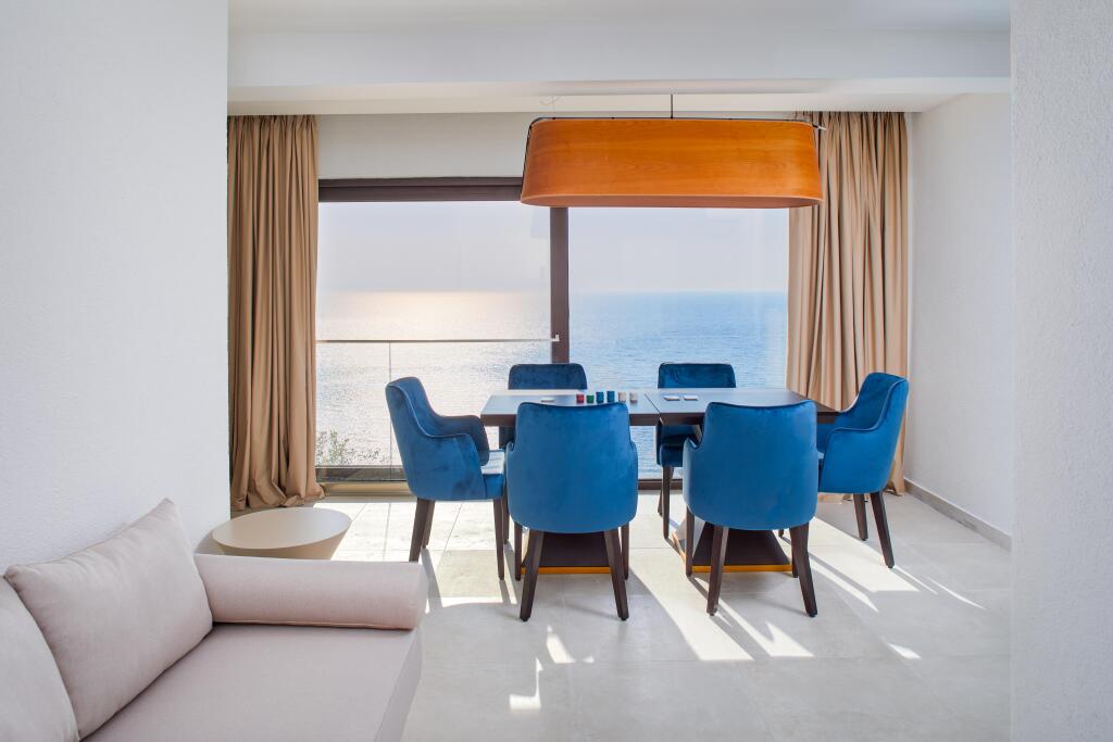 Катун-Режевичи: Ananti Resort Residences & Beach Club Resort Travel