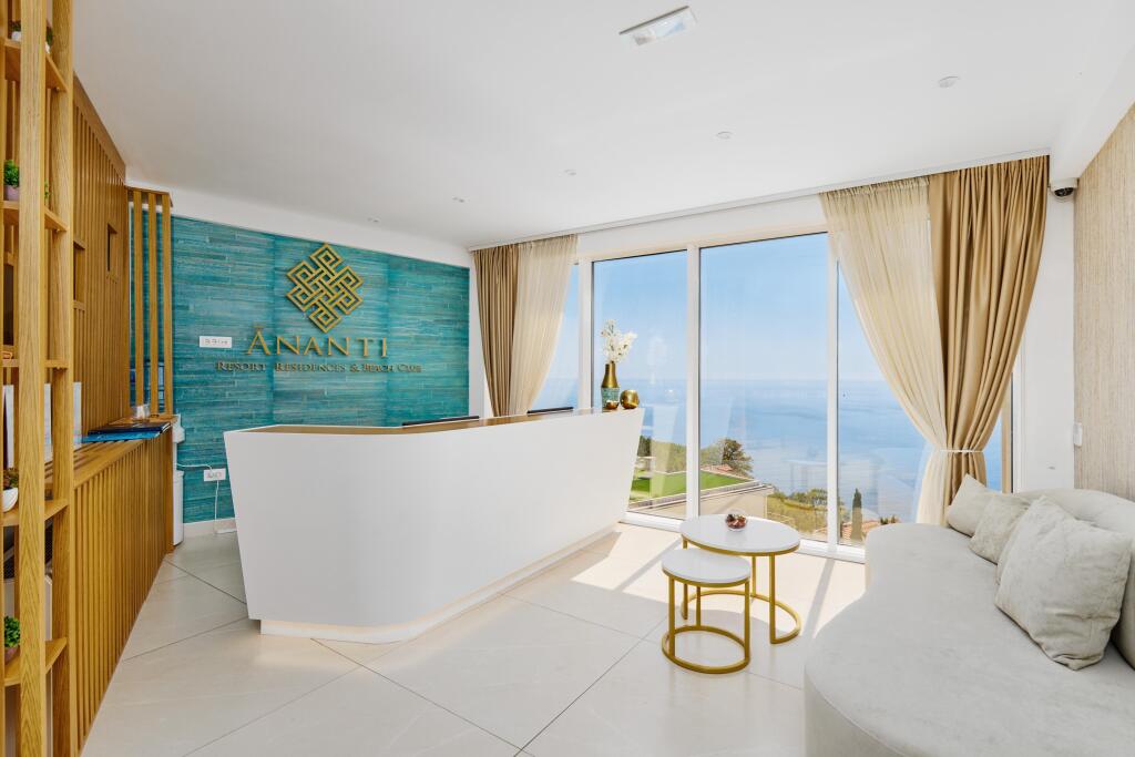 Катун-Режевичи: Ananti Resort Residences & Beach Club Resort Travel