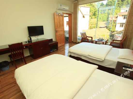 Яань: Shangli Hongta Hotel