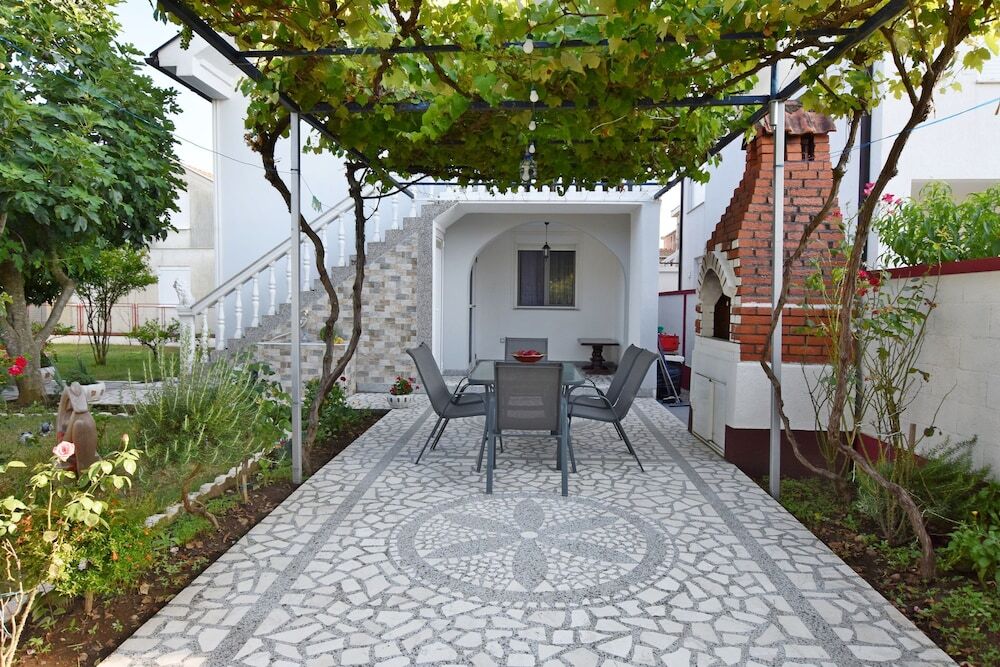 Ульцинь: Apartment Alina