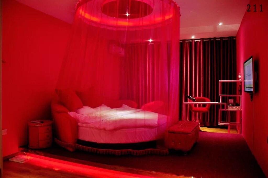 Хэншуй: Aishang Theme Hotel