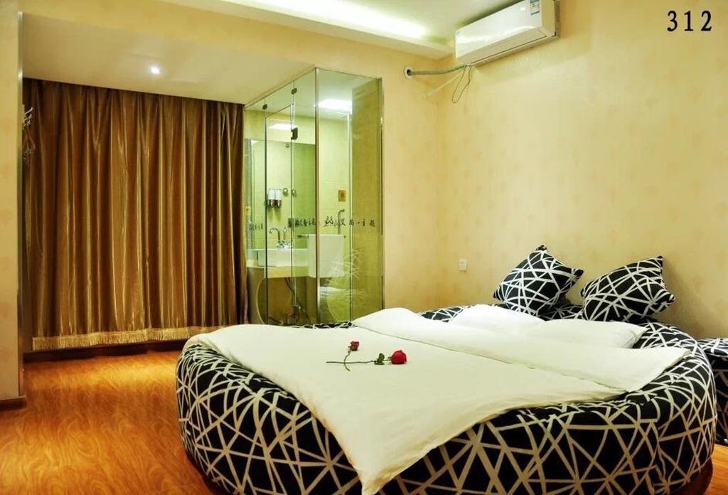 Хэншуй: Aishang Theme Hotel