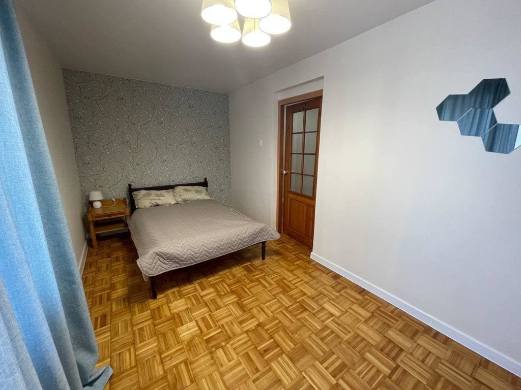 Красноярск: ABC Apartmens (ЭйБиСи Апартментс) на улице Ады Лебедевой 109