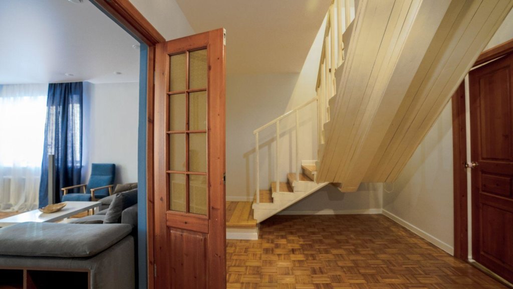 Красноярск: ABC Apartmens (ЭйБиСи Апартментс) на улице Ады Лебедевой 109
