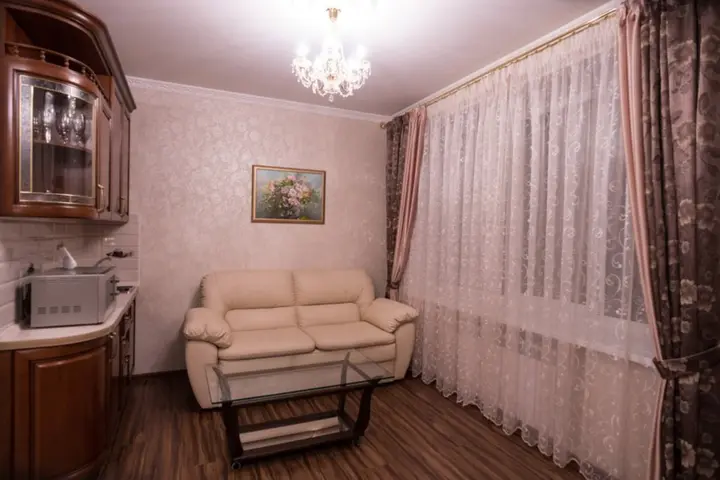 Красноярск: Апартаменты Мира
