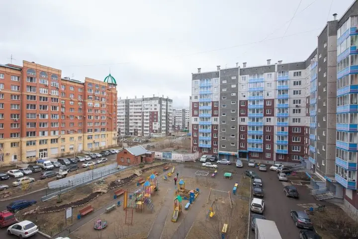 Красноярск: Apartments Kvartirov on str. Alekseeva, bld.109