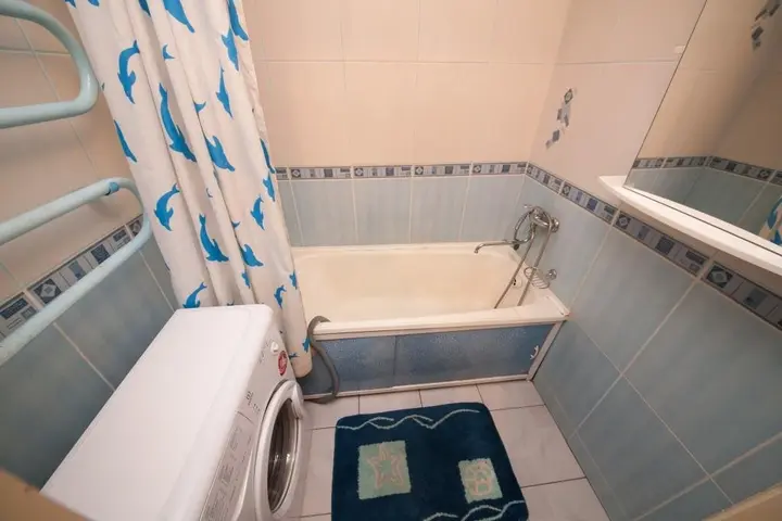 Красноярск: Apartments Kvartirov on str. Bebelya, bld. 57