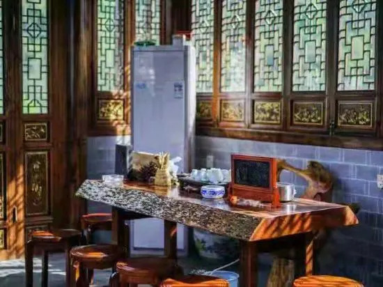 Хуаншань: Huiqingshe Inn Xidi