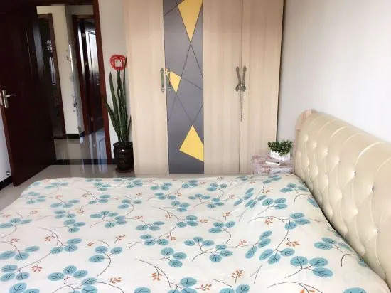 Таншань: Liangzi Seaview Family Apartment (Laoting Tangshanwan Shop)