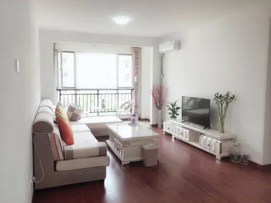 Таншань: Liangzi Seaview Family Apartment (Laoting Tangshanwan Shop)