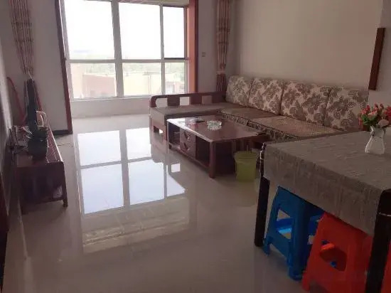Таншань: Liangzi Seaview Family Apartment (Laoting Tangshanwan Shop)