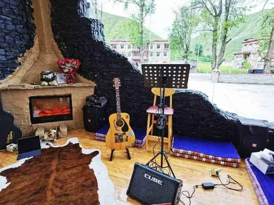 Кандин: Fine Homes Hotel