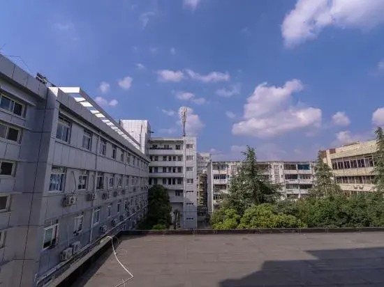 Мяньян: Jiangyou Hotel