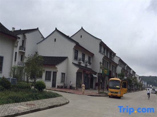 Чжоушань: putuoshanxuanyuan Inn