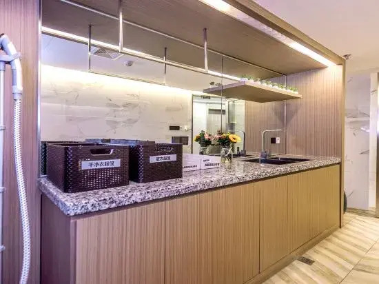 Чэнду: Orange Hotel Chengdu Chunxi Road Pedestrian Street Store