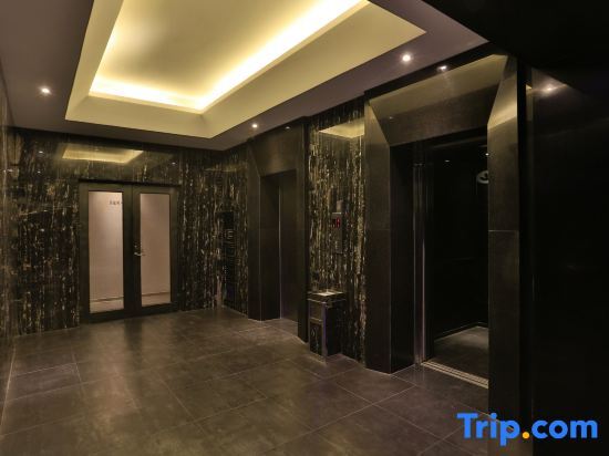 Далянь: Orange Hotel (Dalian Qingniwaqiao Subway Station)