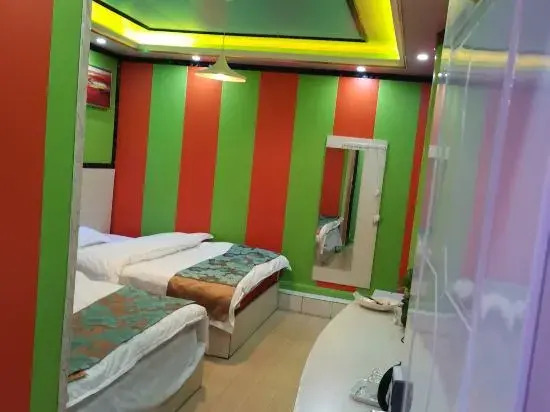 Гуйлинь: Guilin Lianhua Hotel (Guilin Department Store Xiangshan Park Branch)