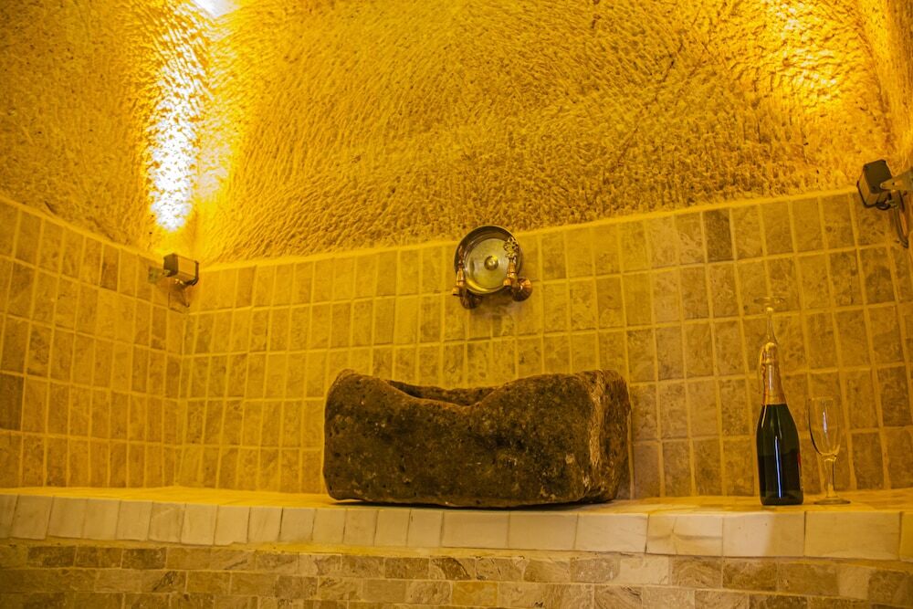 Ургуп: Ottoman Cave Junior