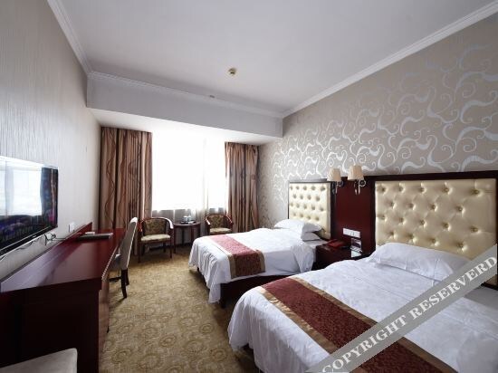 Чанша: Vienna International Hotel (Changsha South Station Desiqin Shop)