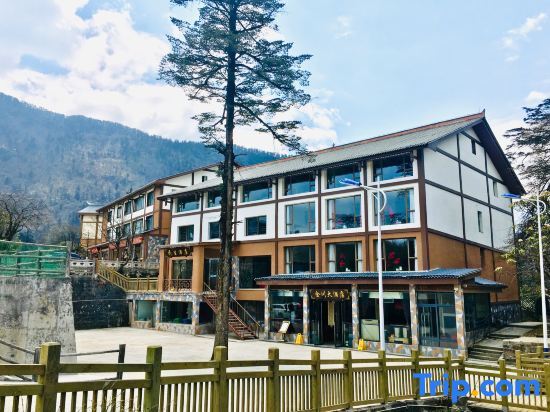 Лешан: Jinchuan Hotel