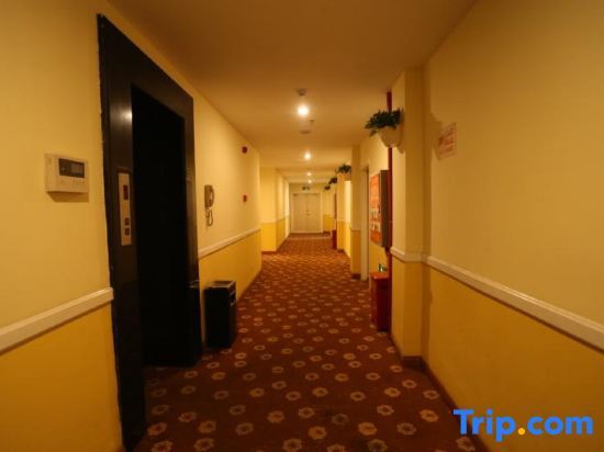 Муданьцзян: Home park · Cloud Hotel (Suifenhe Central Plaza store)