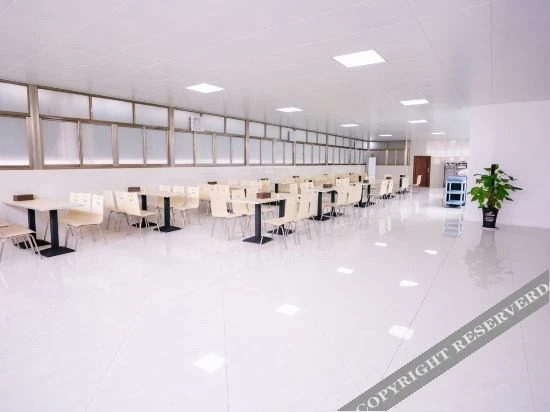 Шаогуань: Ruixia Business Hotel