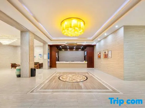 Шаогуань: Ruixia Business Hotel