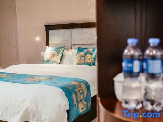 Мейчжу: Mancheng Hotel