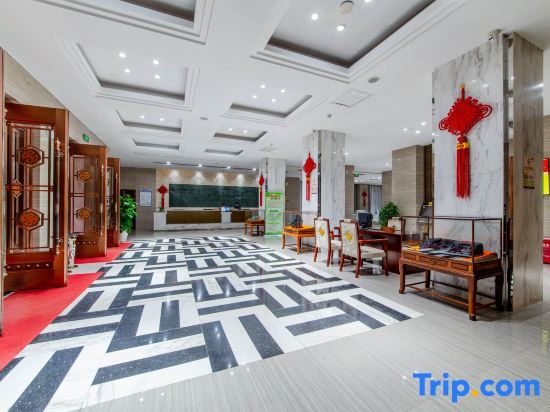 Юнчжоу: Qiyang Chamber of Commerce Hotel