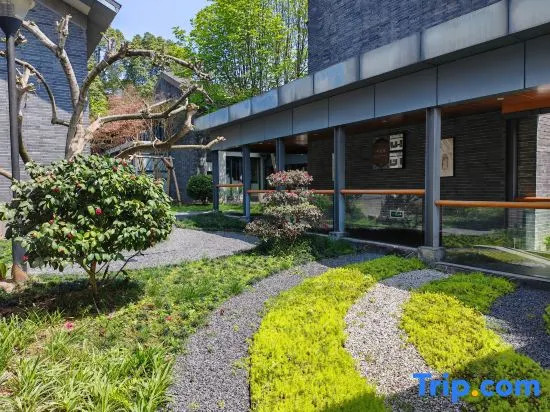 Чэнду: Yunxi Hot Spring Resort Hotel
