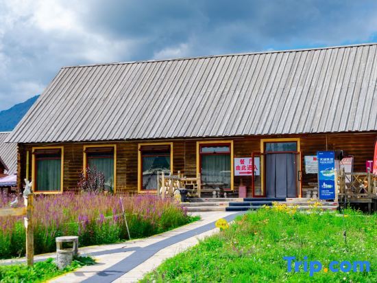 Буркин: Hemu Hotel