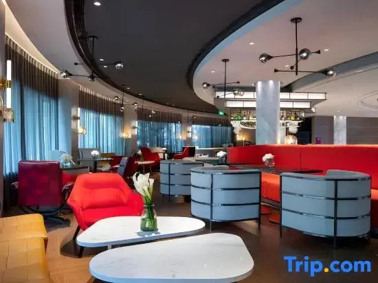 Шанхай: Radisson RED Shanghai Wujiaochang Hotel