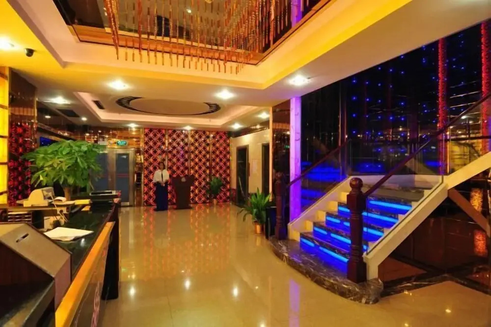 Хойчжоу: Crystal Hotel