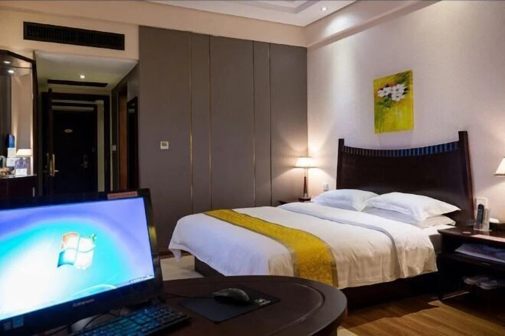 Хойчжоу: Crystal Hotel