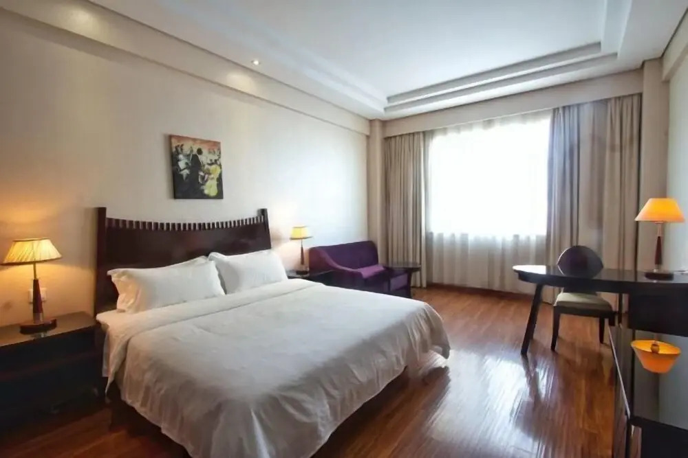 Хойчжоу: Crystal Hotel