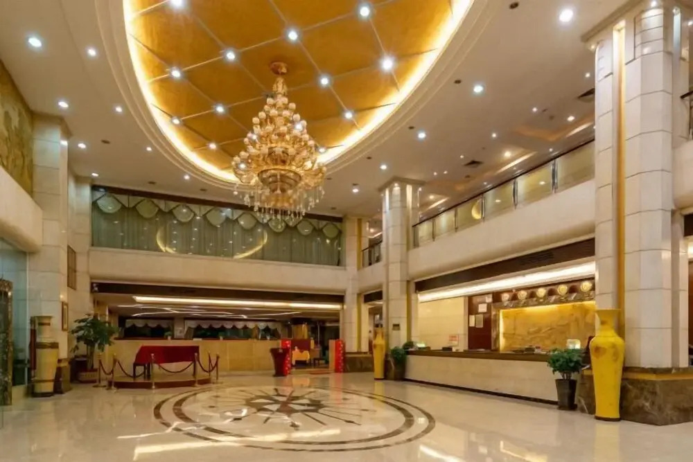 Хойчжоу: Crystal Hotel