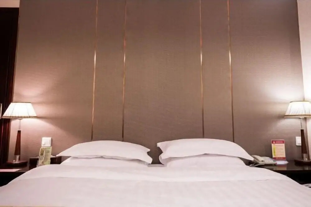 Хойчжоу: Crystal Hotel