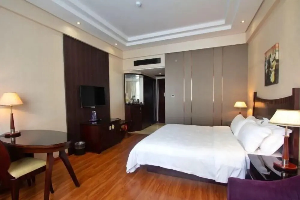 Хойчжоу: Crystal Hotel