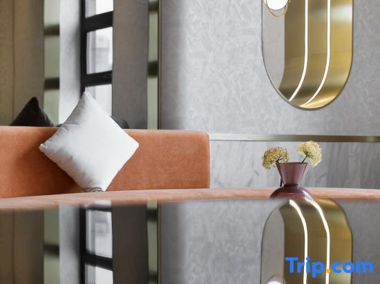 Далянь: Ibis Styles Hotel (Dalian Railway Station Qingniwa Bridge)