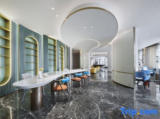 Далянь: Ibis Styles Hotel (Dalian Railway Station Qingniwa Bridge)