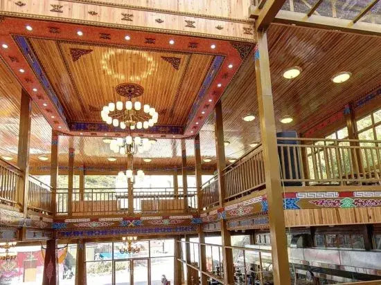 Гу'эргоу: Guergou Zangpeng Villa