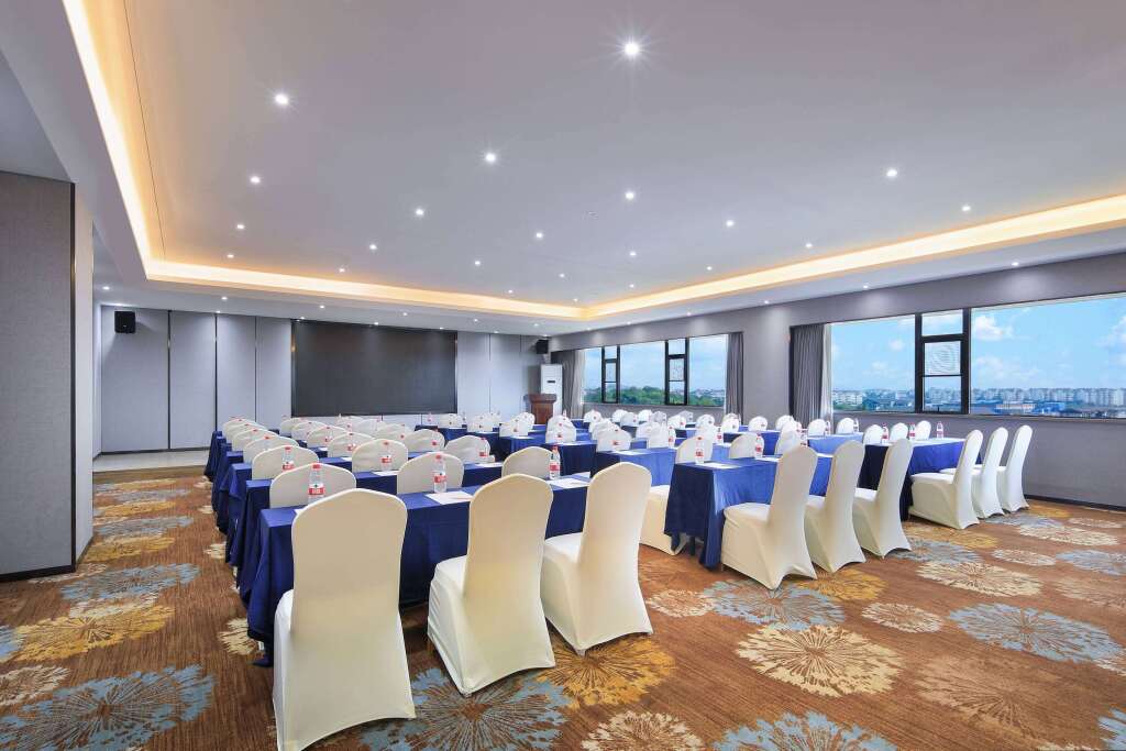 Гуйлинь: Ramada Encore by Wyndham Guilin Wanfu